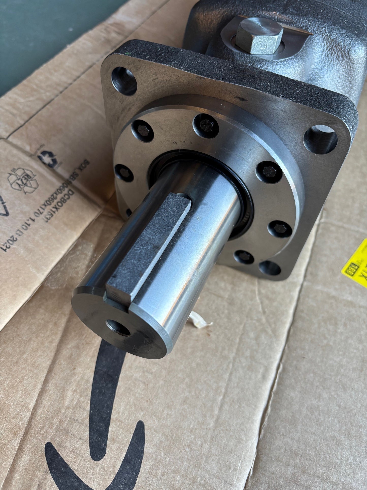 Charlynn Eaton Danfoss Motor 940 cc/Rev 119 1031 003 New unit 119-1031-003