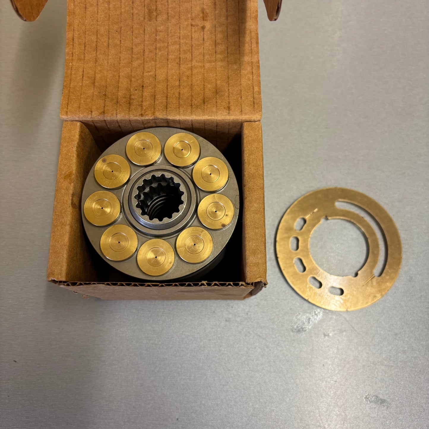 Rexroth 947782 A10 28/31 LH Rotary Group New Genuine Part